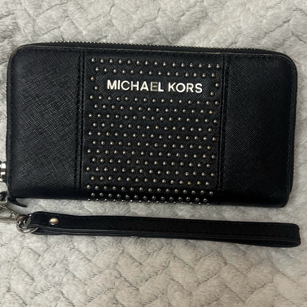 Michael Kors Saffiano Leather Black Micro Studded Wallet! EUC!